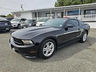 2012 Ford Mustang V6 photo 3