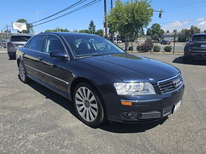 2004 Audi A8 L 4.2 Quattro's photo