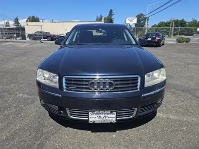 2004 Audi A8 L 4.2 Quattro photo 2
