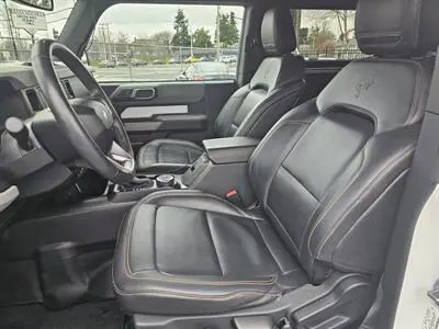 2022 Ford Bronco Badlands 4x4 photo 4