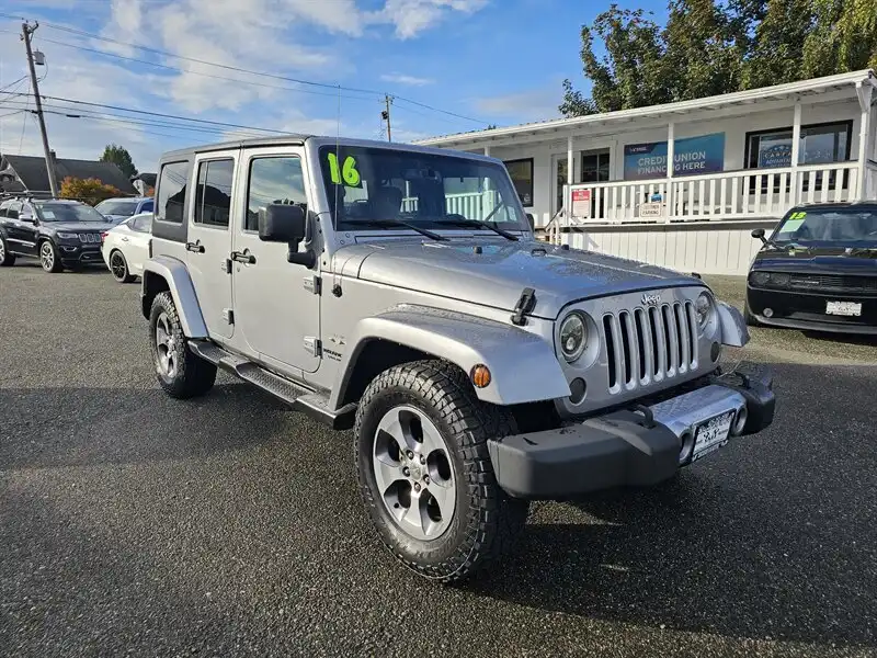 2016 Jeep Wrangler Sahara's photo