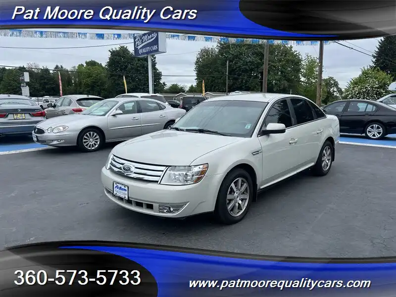 2008 Ford Taurus SEL's photo
