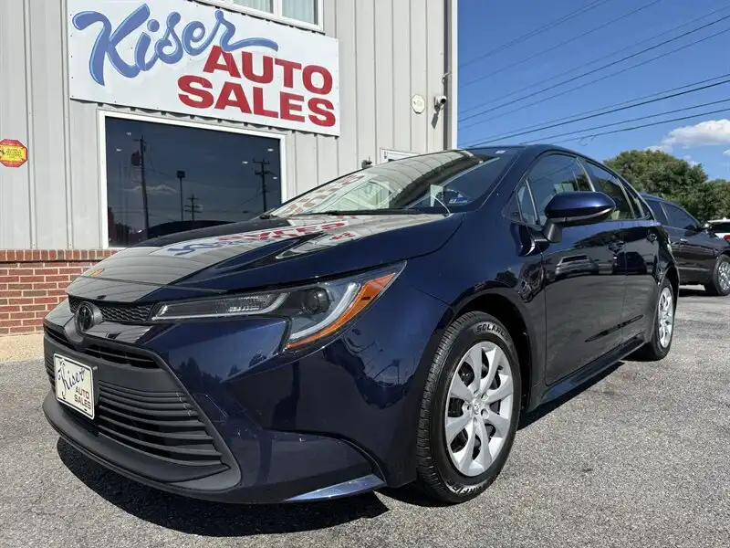 2023 Toyota Corolla LE CVT's photo