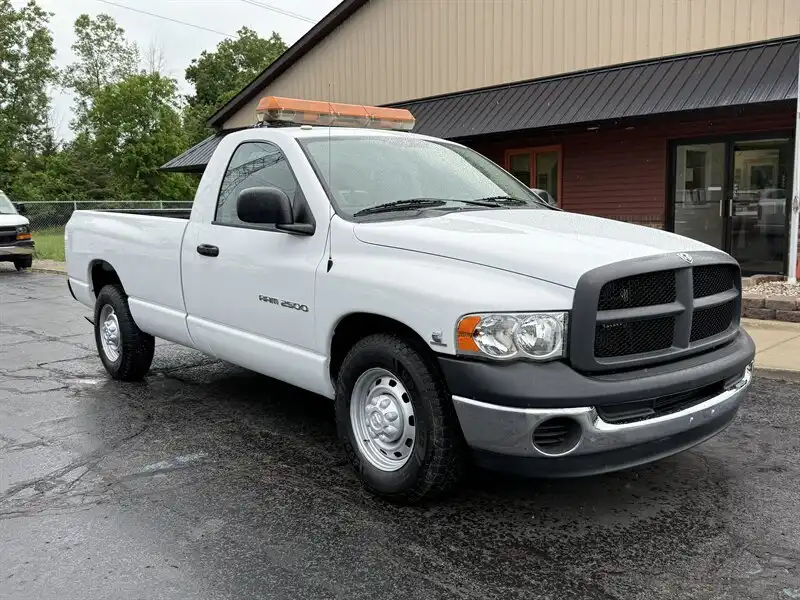 2005 Dodge Ram 2500 ST Regular Cab's photo