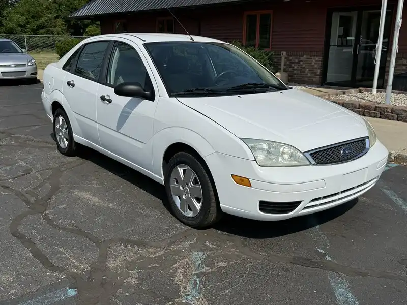 2007 Ford Focus ZX4 S's photo