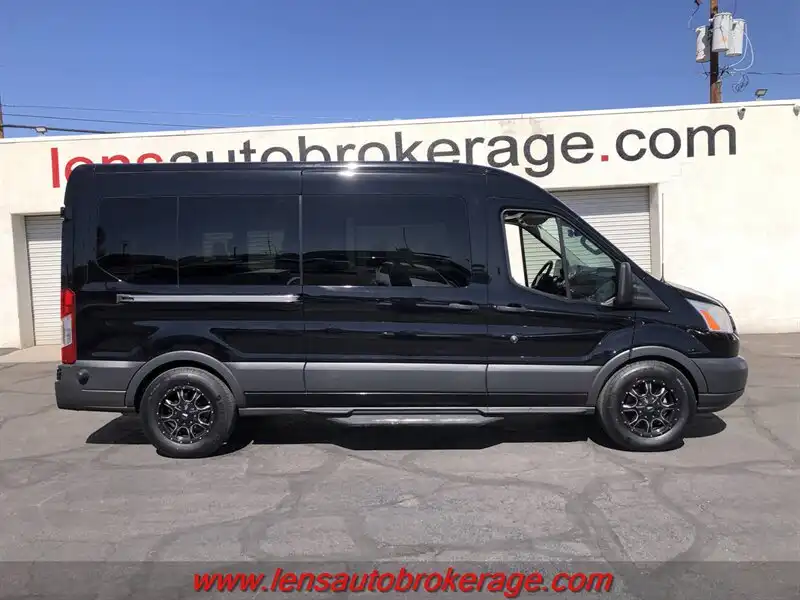 2017 Ford Transit 350 XLT Wagon Med Roof Sliding Pass. 148's photo