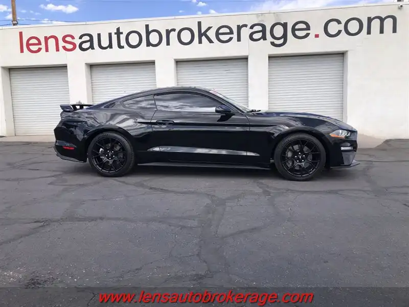 2019 Ford Mustang EcoBoost Coupe's photo