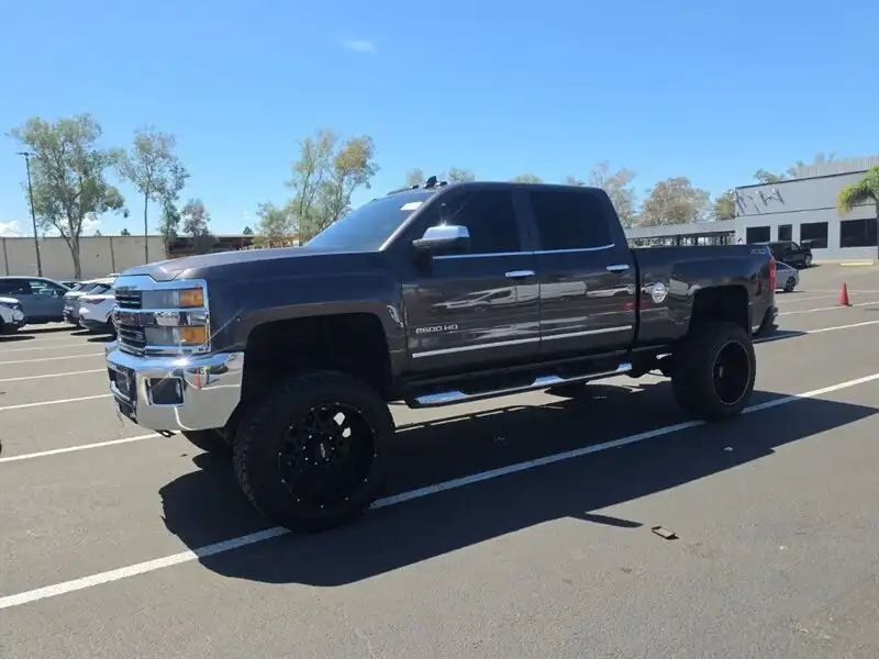 2015 Chevrolet Silverado HD LTZ 4WD Crew Cab Standard Box's photo