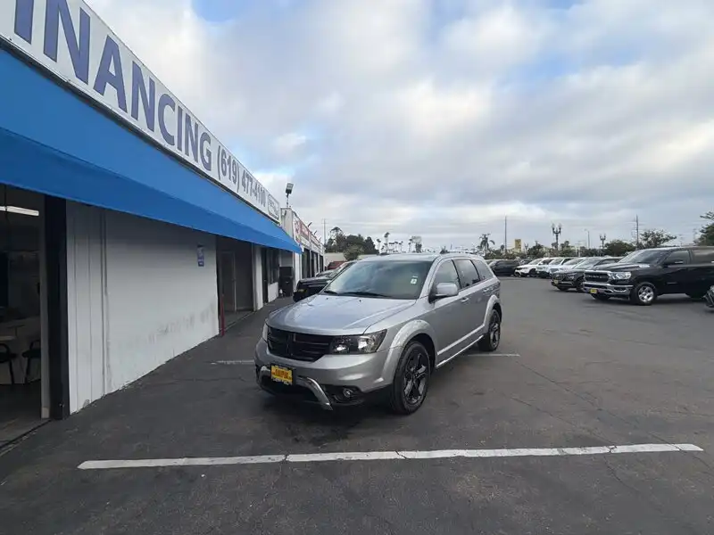 2020 Dodge Journey Crossroad FWD's photo