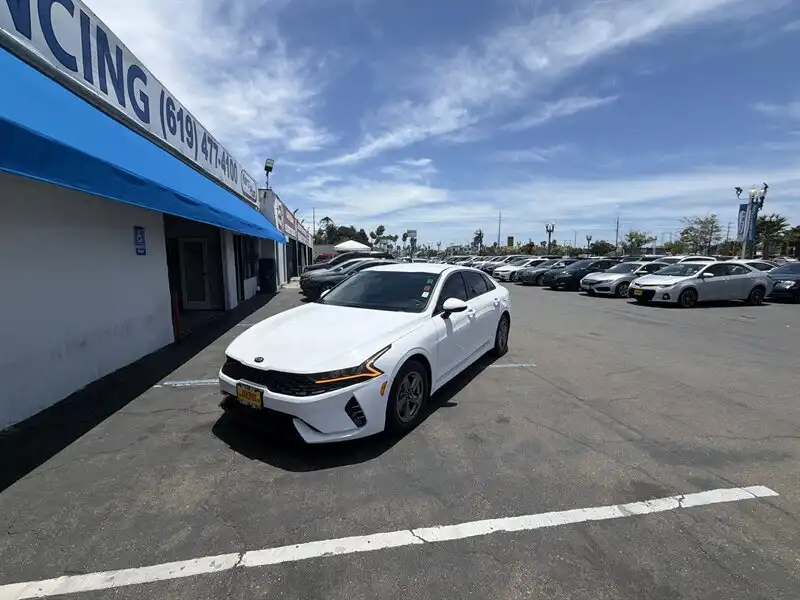 2021 Kia Optima LXS FWD's photo