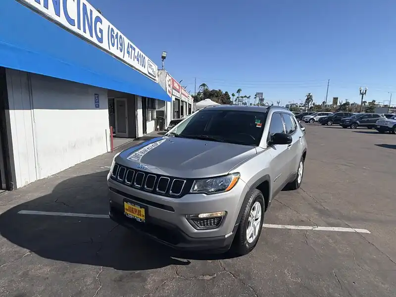 2018 Jeep Compass Sport's photo