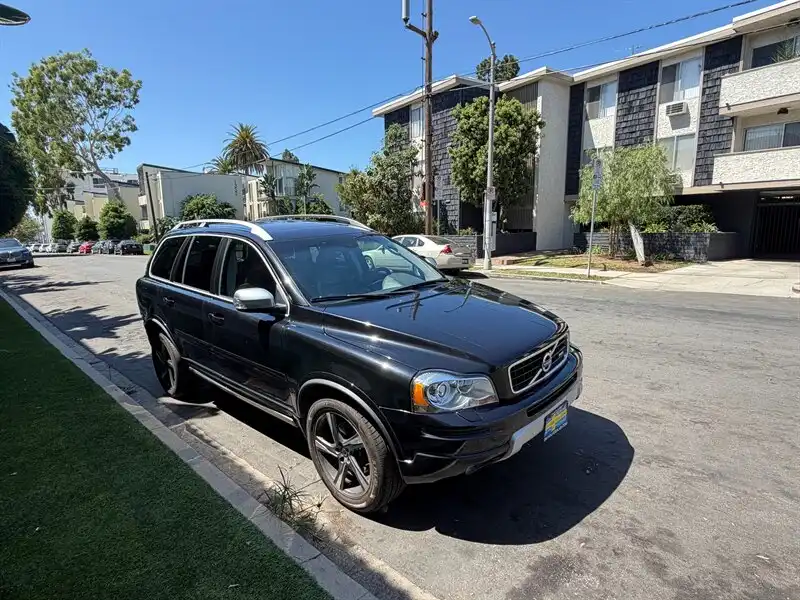 2014 Volvo XC90 3.2 Auto R-Design Platinum's photo