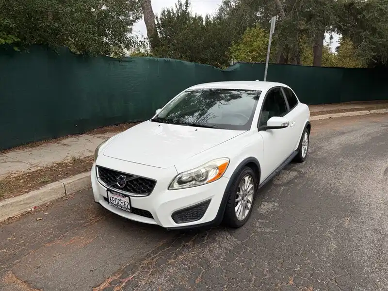 2011 Volvo C30 T5 Manual R-Design's photo
