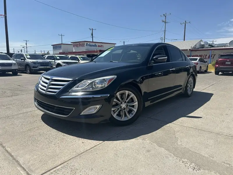 2013 Hyundai Genesis 3.8 photo 1