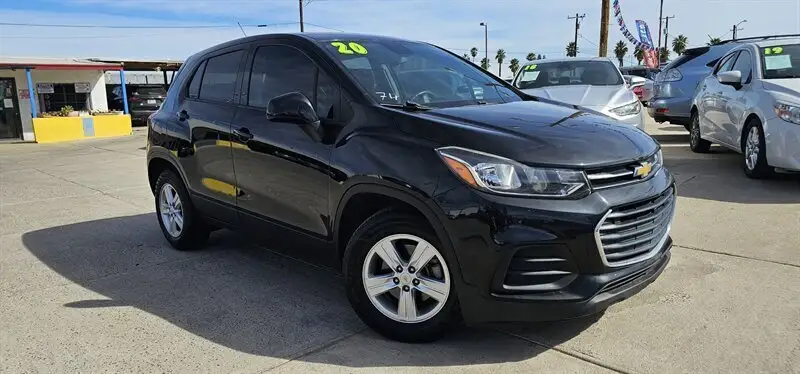 2020 Chevrolet Trax LS photo 1