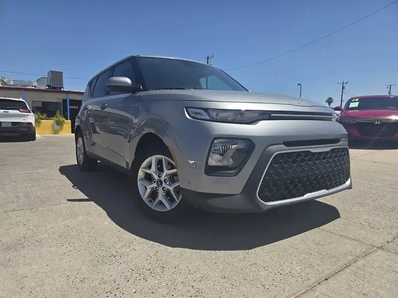 2022 Kia Soul 2.0L LX IVT's photo