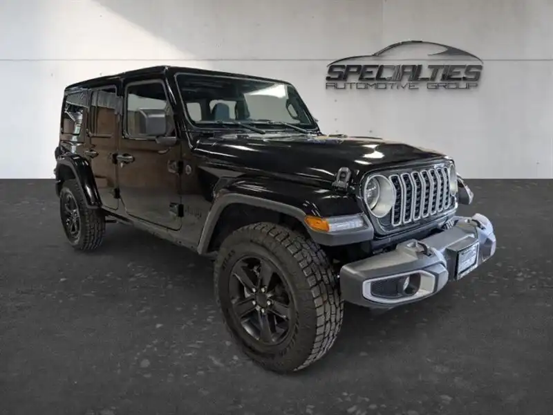 2025 Jeep Wrangler Sahara's photo