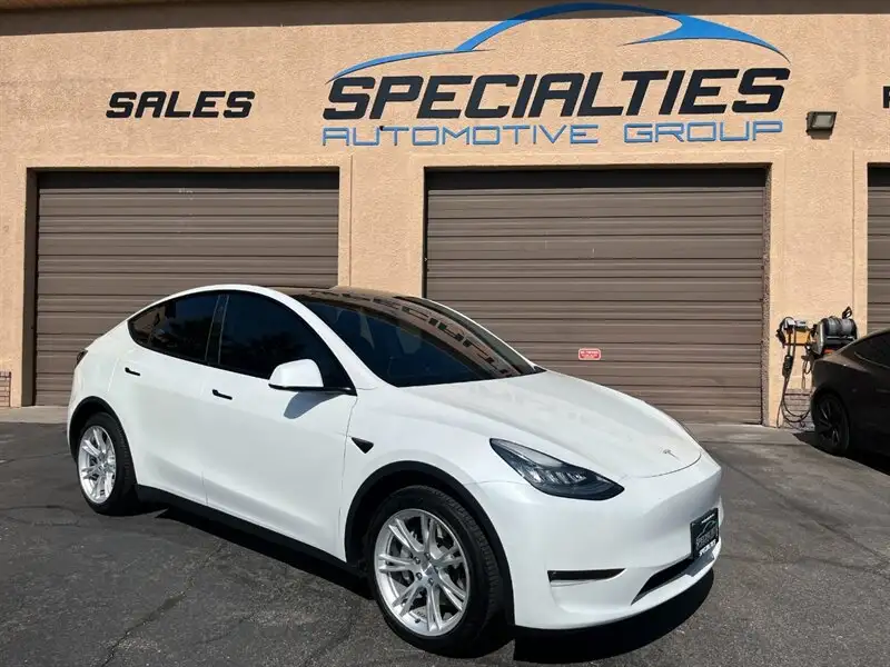 2021 Tesla Model Y Long Range Dual Motor All-Wheel Drive's photo