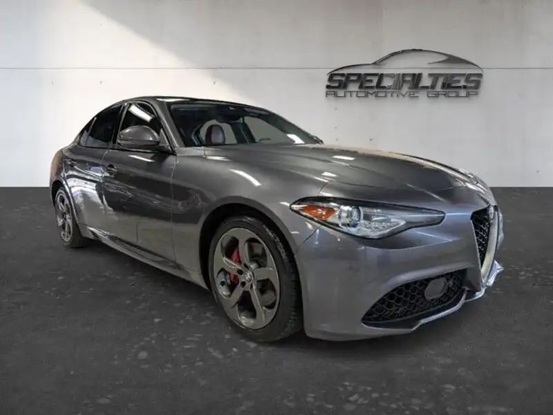 2017 Alfa Romeo Giulia 2.0 Ti Auto AWD's photo