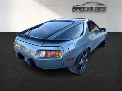 1984 Porsche 928 undefined photo 3
