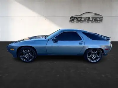 1984 Porsche 928 undefined photo 5