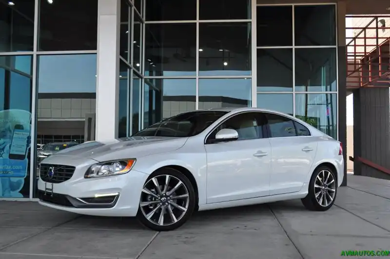 2015 Volvo S60 T5 Drive-E FWD Premier's photo