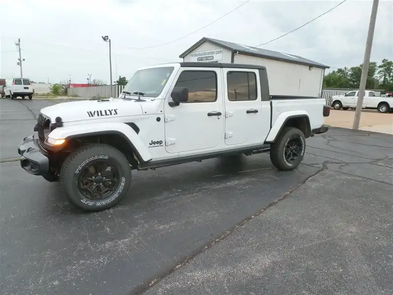 2021 Jeep Gladiator WILLYS's photo