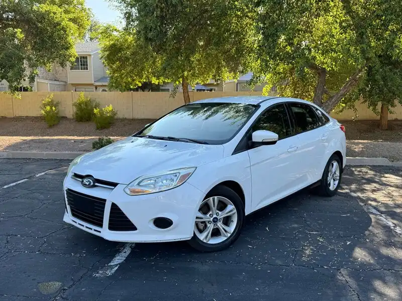 2014 Ford Focus Sedan SE's photo