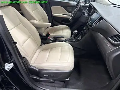 2020 Buick Encore Essence AWD photo 5