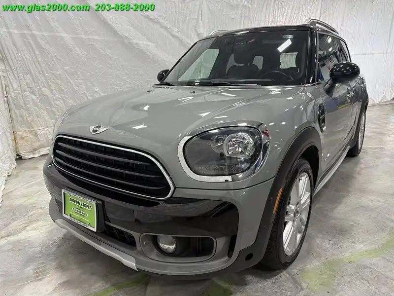 2018 MINI Countryman Cooper ALL4's photo