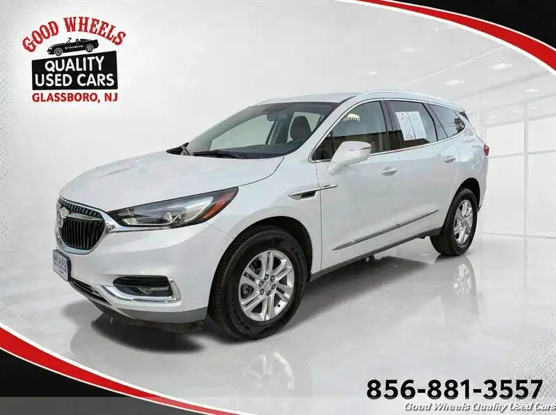 2019 Buick Enclave Essence's photo