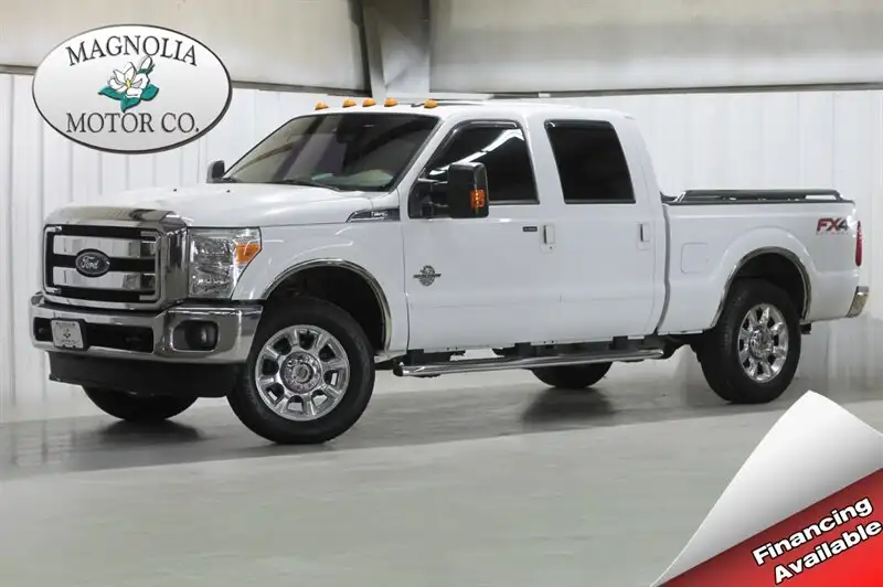 2016 Ford F-250 Lariat 4WD Crew Cab 8' Box's photo