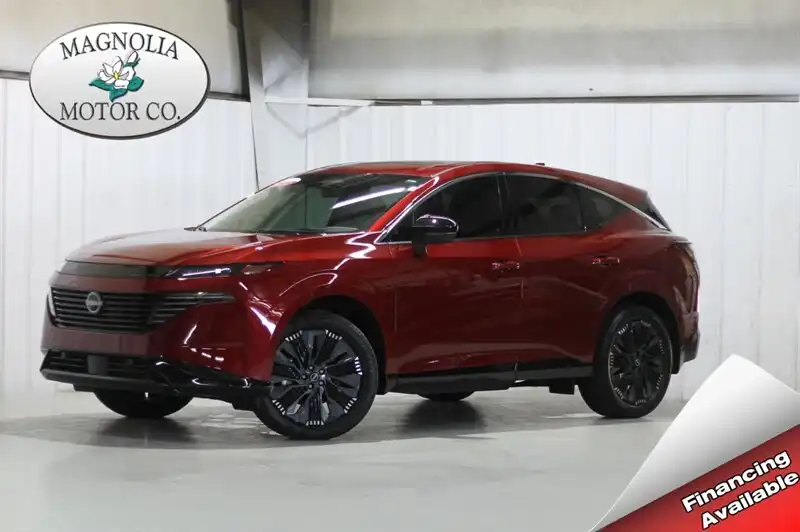 2025 Nissan Murano Platinum AWD's photo