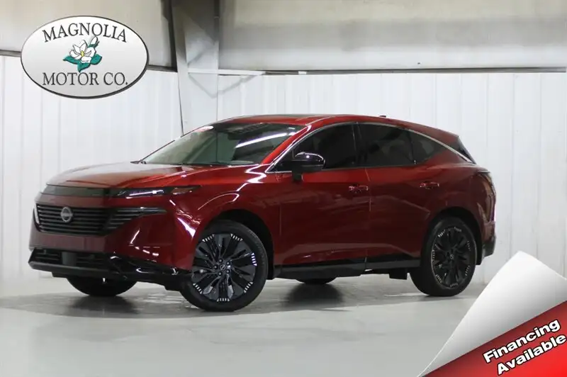 2025 Nissan Murano Platinum AWD's photo