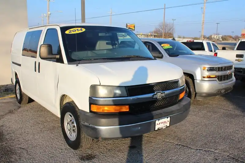 2014 Chevrolet Express 2500 Work Van HD's photo