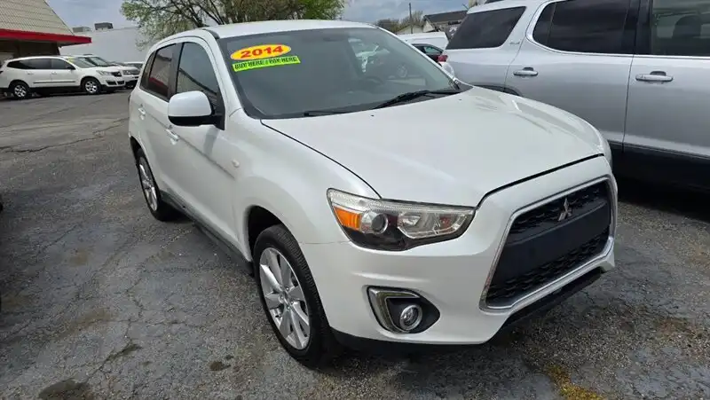 2014 Mitsubishi Outlander Sport 2.0 ES 2WD 5MT's photo