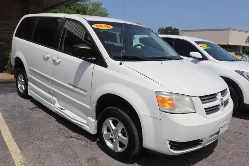2010 Dodge Grand Caravan SE FWD's photo