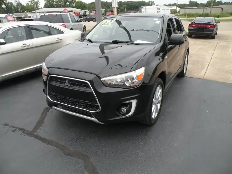 2015 Mitsubishi Outlander Sport 2.0 SE 2WD CVT's photo