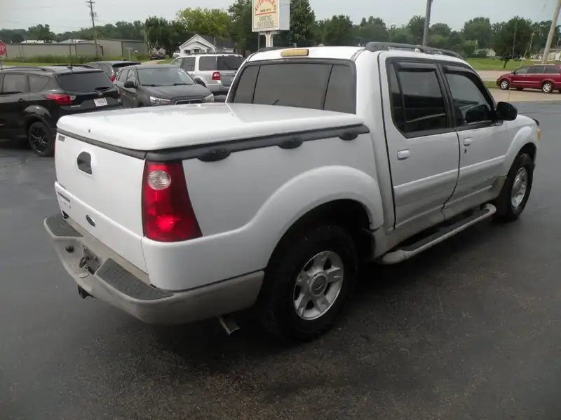 2002 Ford Explorer Value Auto's photo