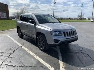 2017 Jeep Compass 75th Anniversary Edition 4X4 photo 3