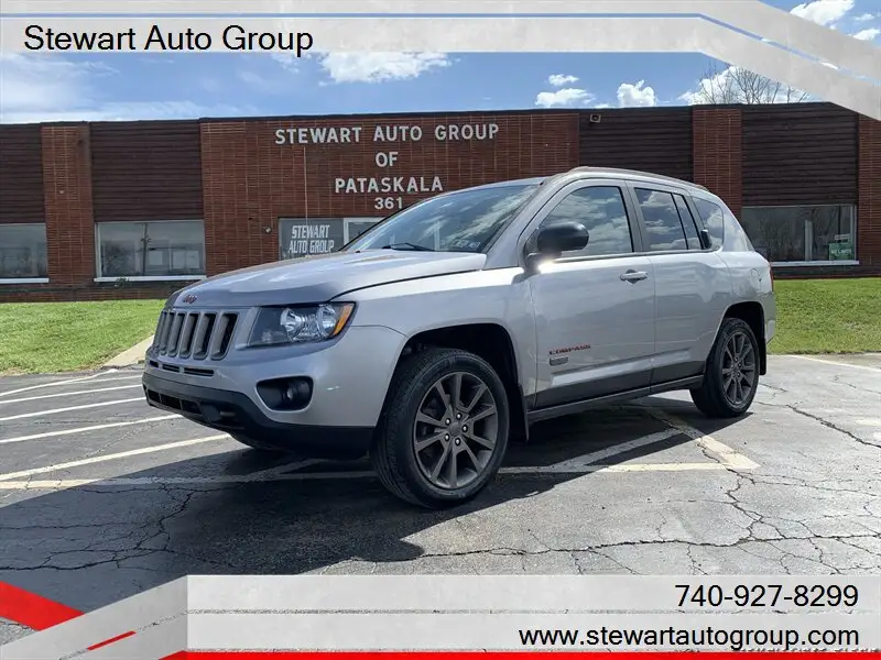 2017 Jeep Compass 75th Anniversary Edition 4X4 photo 1