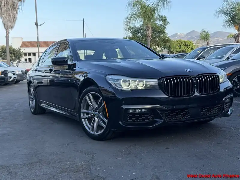 2017 BMW 7 Series 740i Sedan's photo