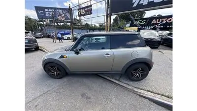 2007 MINI Cooper Base photo 4