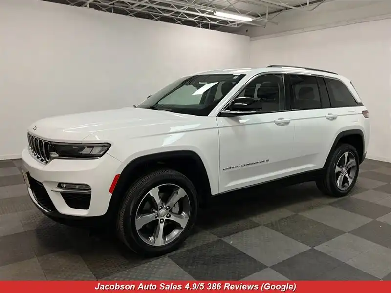 2023 Jeep Grand Cherokee Limited 4x4's photo