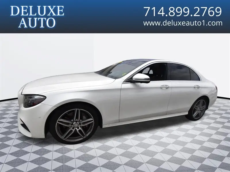 2017 Mercedes-Benz E-Class E300 photo 1