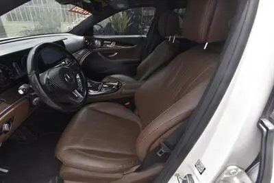 2017 Mercedes-Benz E-Class E300 photo 2