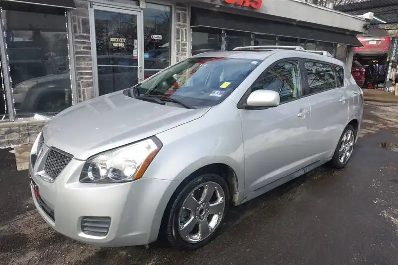 2009 Pontiac Vibe AWD's photo