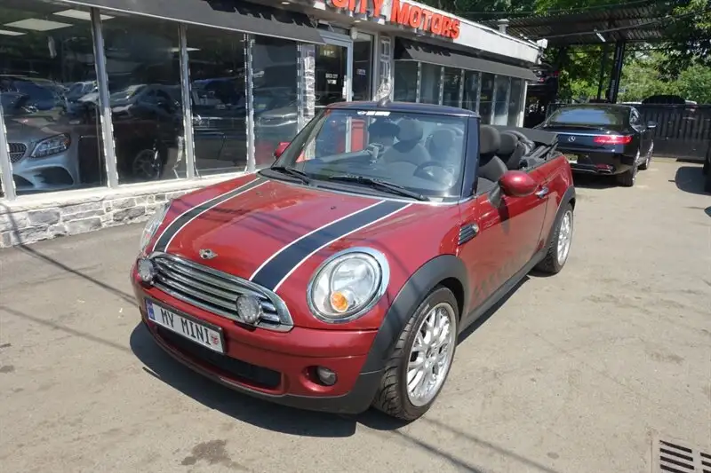 2009 MINI Cooper Base's photo