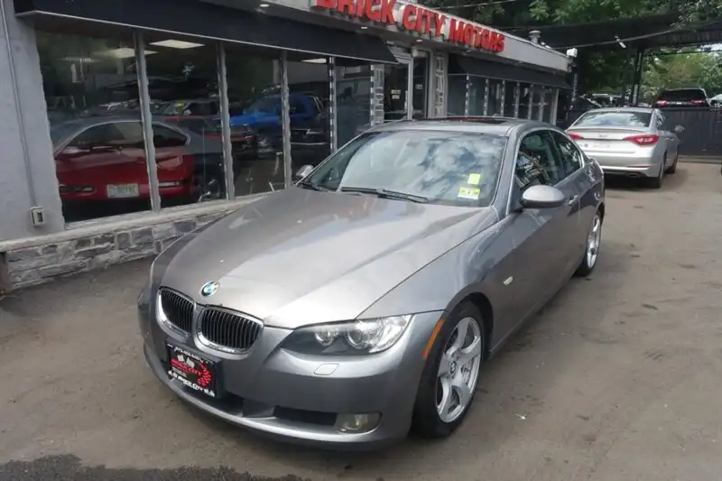 2007 BMW 3 Series 328i's photo