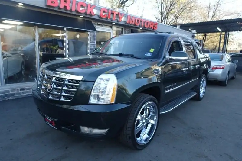 2013 Cadillac Escalade EXT AWD Luxury's photo